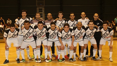 Equipo de Ferro Carril F.C Fútbol Sala, que hoy por la 5ª fecha del torneo Clausura recibe a su similar de Central Durazno por tres puntos claves, a la hora de mantener su puesto de clasificación a semifinales.